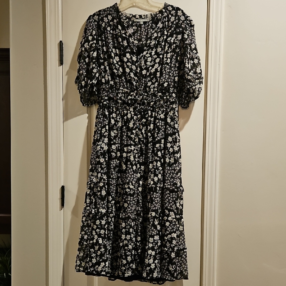 Daniel Rainn Black and White Puff Sleeve Midi Sundress